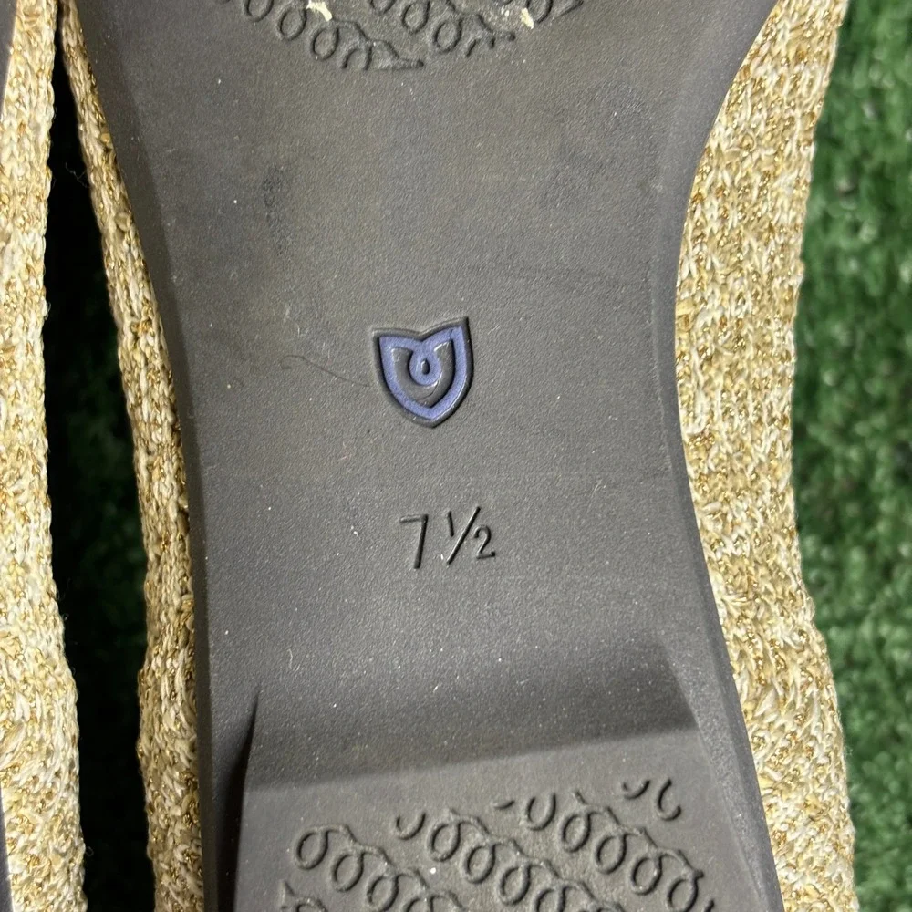 Rothys item you